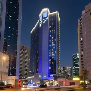 Hotel Tryp By Wyndham, Dubai